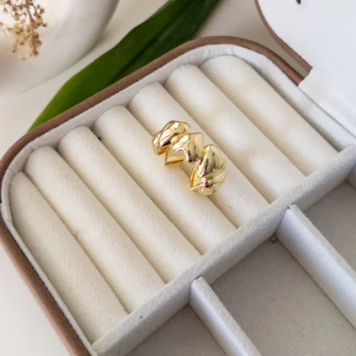 Gold Renk İri Boy Kalp Plaka Altı Açık Ayarlanabilir Yüzük