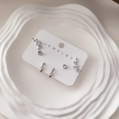 Zirkon Taşlı Gümüş Renk Minimal Çivili Altılı Kombin Set Küpe