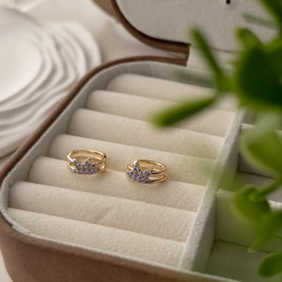 Zirkon Taşlı Çift Renk Yıldız Figürlü Sıkıştırmalı Earcuff Küpe