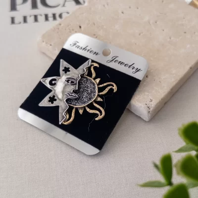 Çift Renk Güneş Ve Yıldız Figürlü Mat Arkası Mıknatıslı Broş