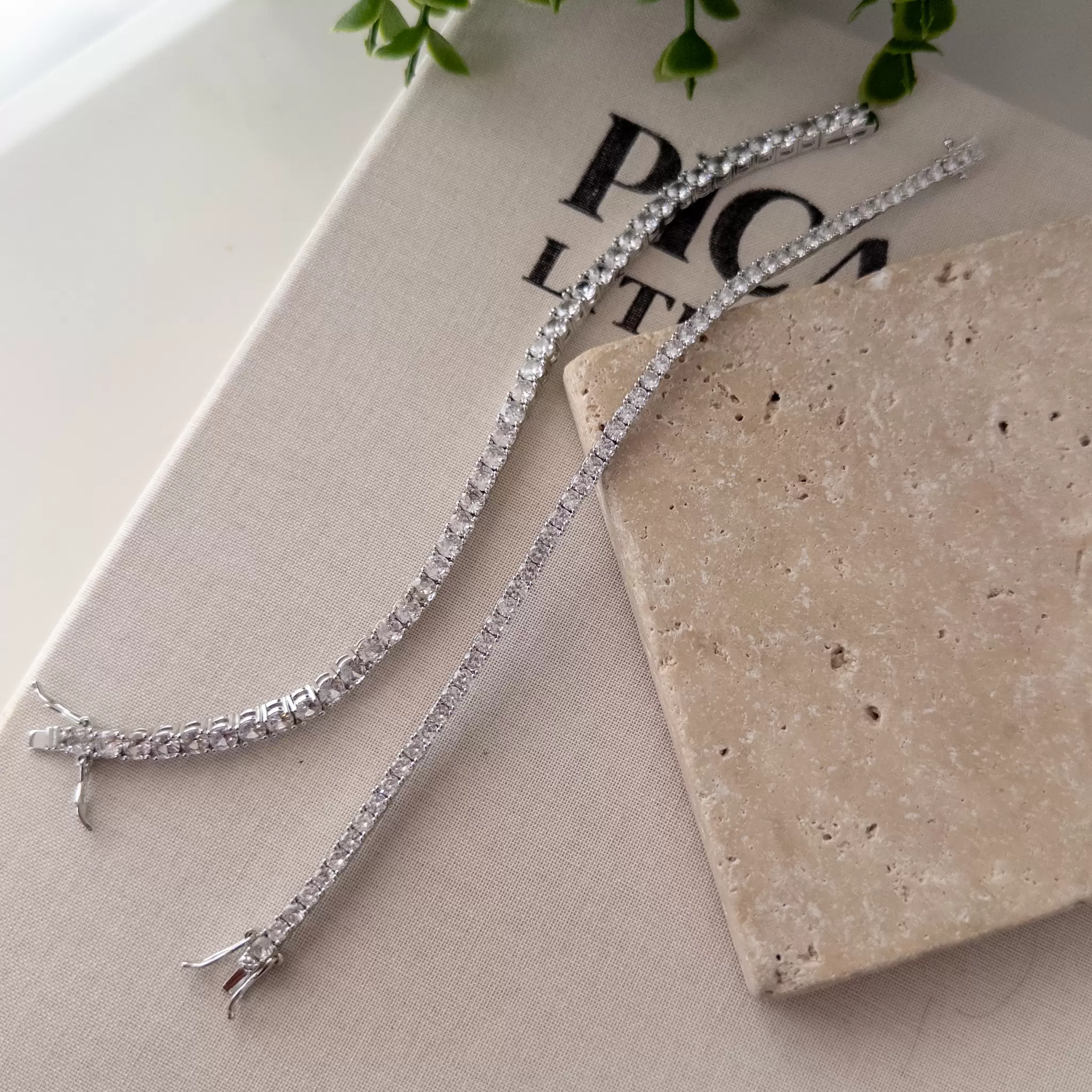 Özel Seri Döküm Su Yolu Zirkon Taşlı Bileklik