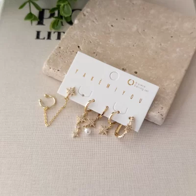 Zirkon Taşlı İnci Detaylı Sıkıştırma Küpe Detaylı Tasarım Kutup Yıldızı Altılı Kombin Set Küpe