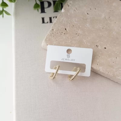 Zirkon Taşlı Küçük Boy Dikdörtgen Küpe