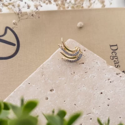 Delikli Kıkırdak İçin Kullanılan Tasarım Küpe