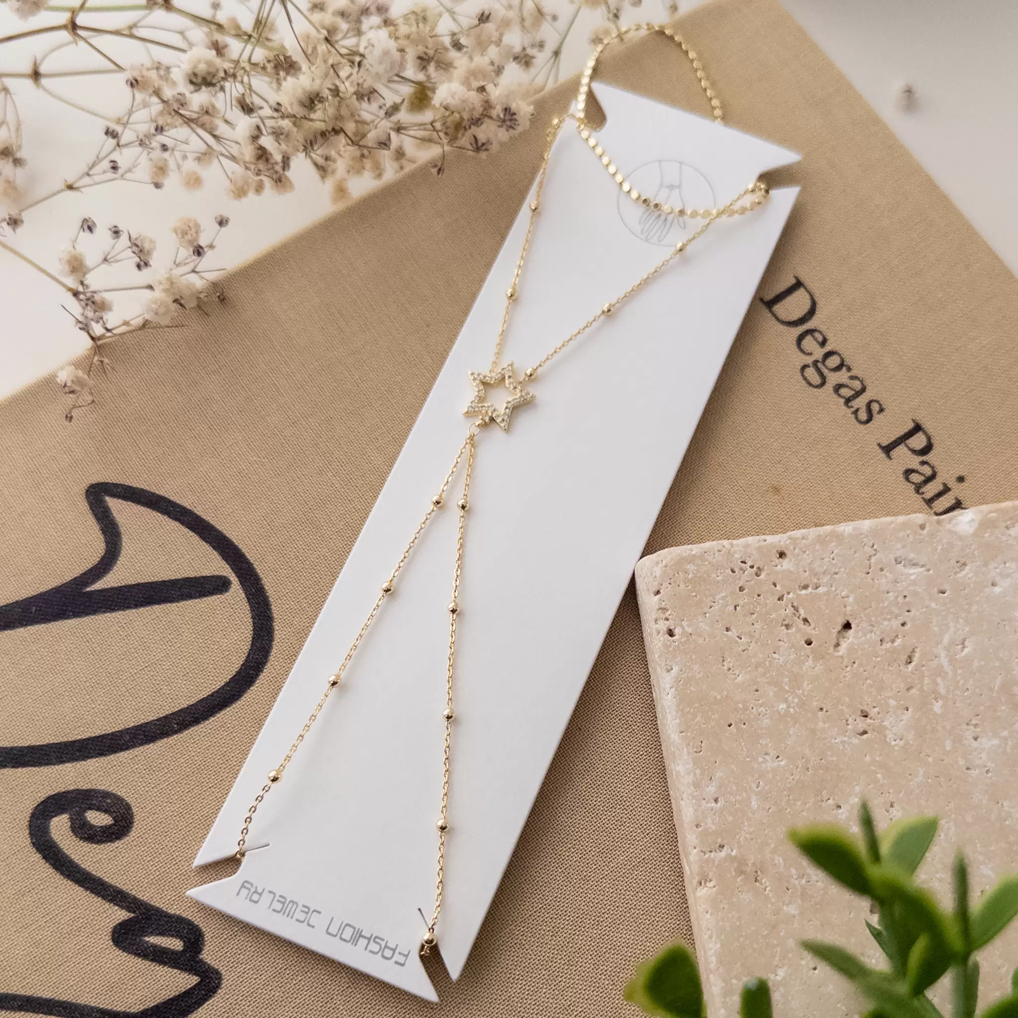 İçi Boş Zirkon Taşlı Yıldız Figürlü Top Zincirli Bilek Kısmı Dolamalı Tasarım Şahmeran