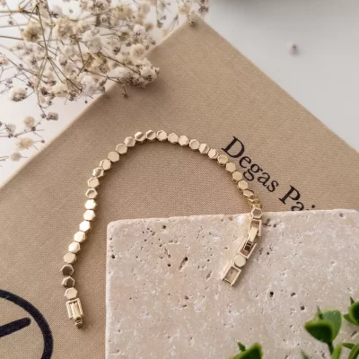 Petek Plaka Zarif Tarz Bileklik