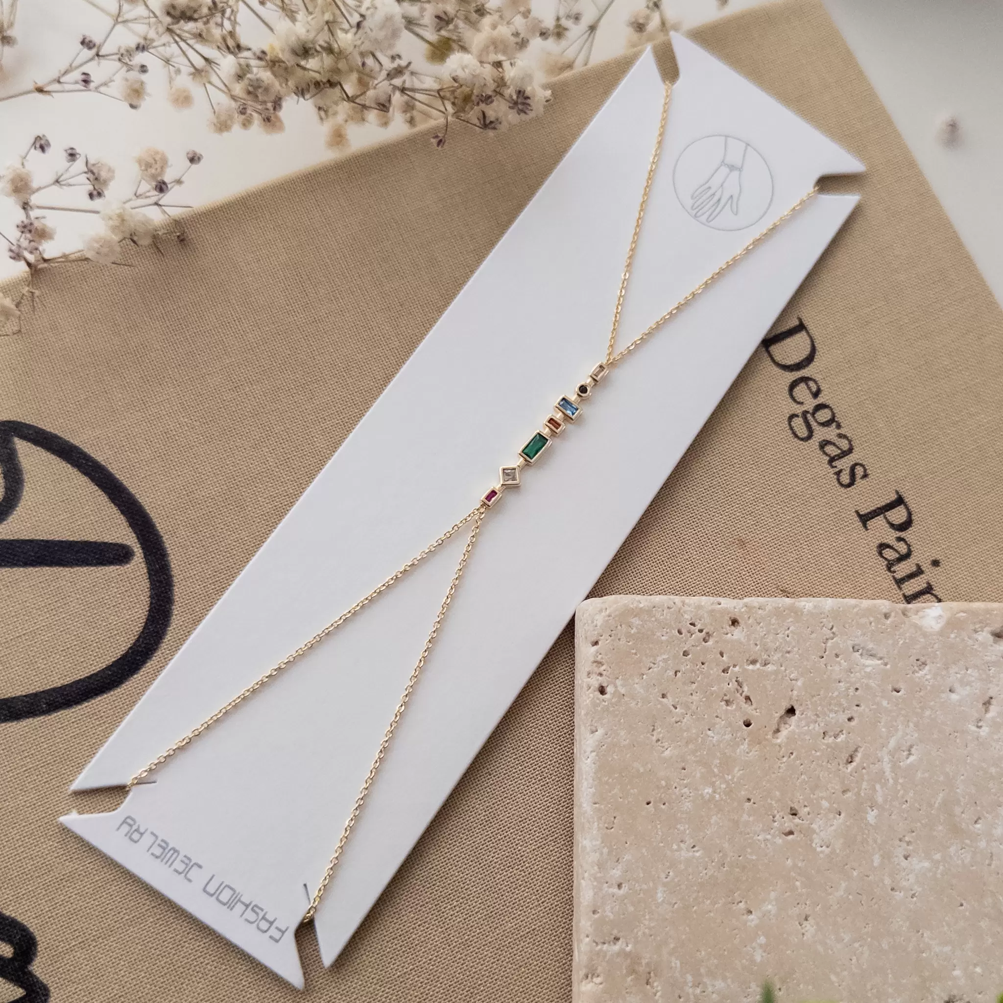 Renkli Zirkon Taşlı Zarif Şahmeran