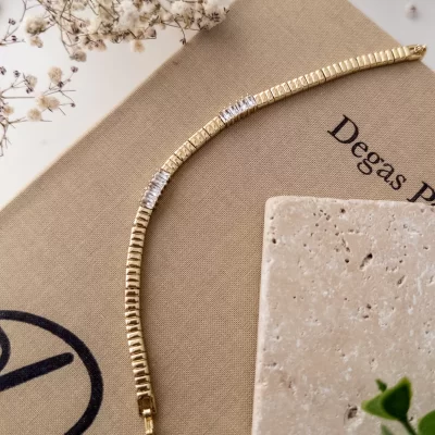 Zirkon Baget Taş Detaylı Tasarım Zarif Plaka Bileklik