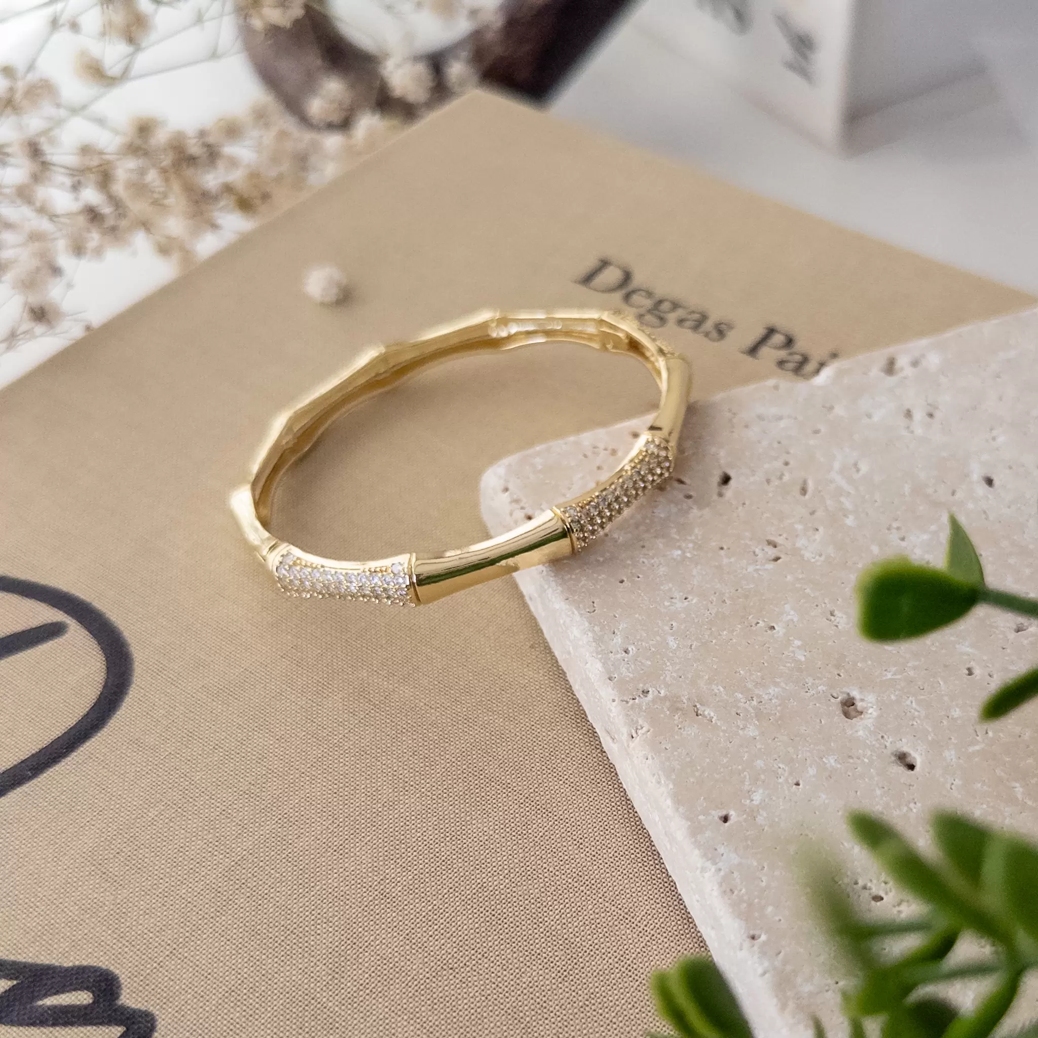 Zirkon Taş İşlemeli İskelet Model Kelepçe Bileklik