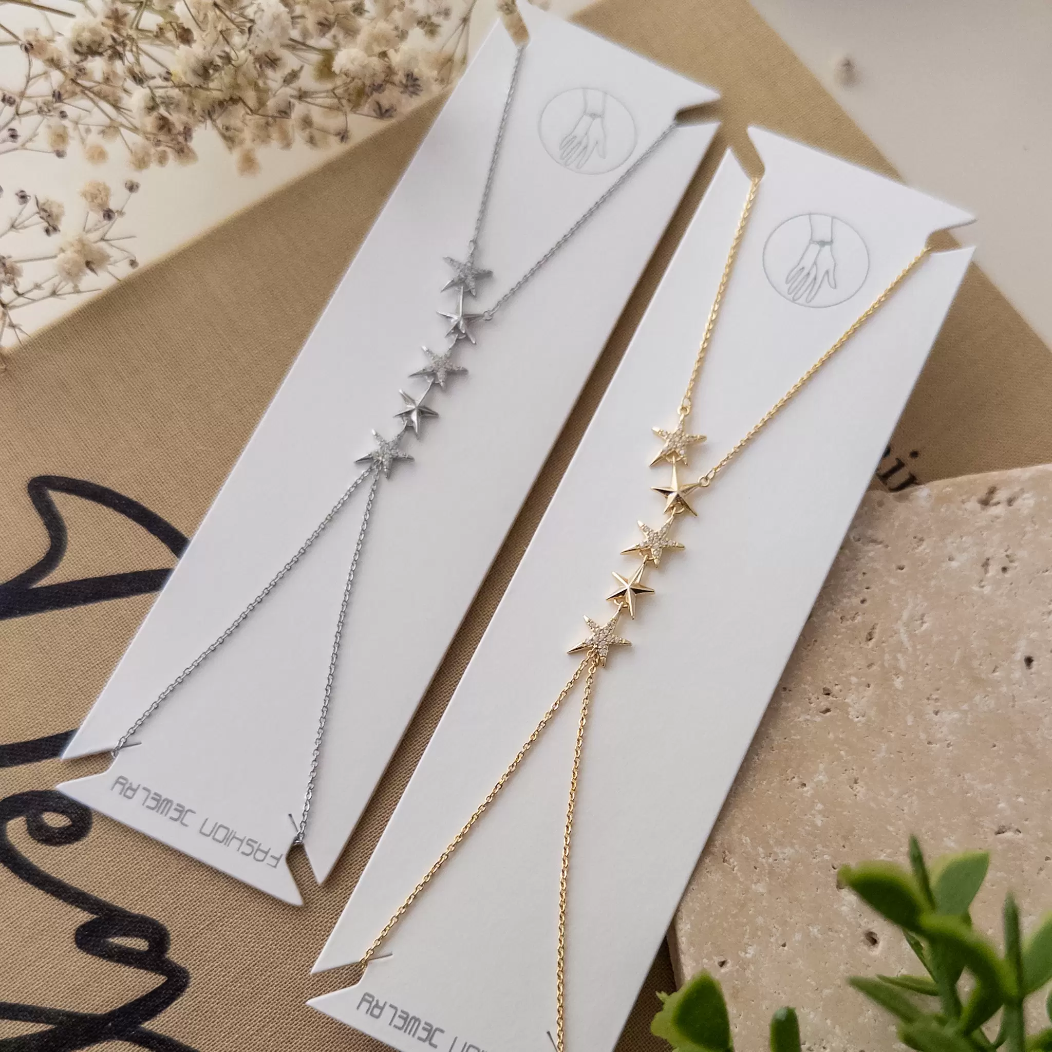 Zirkon Taş İşlemeli Yıldız Figürlü Zarif Tasarım Şahmeran