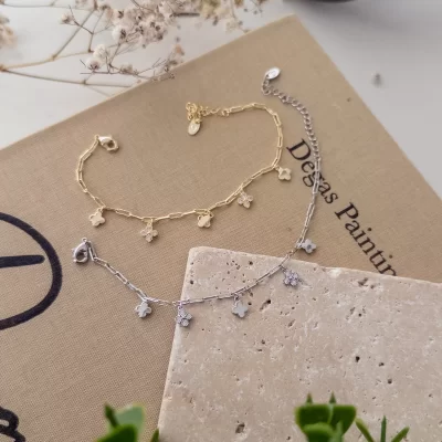 Zirkon Taşlı Yonca Sallantılı Zarif Ataç Zincir Bileklik