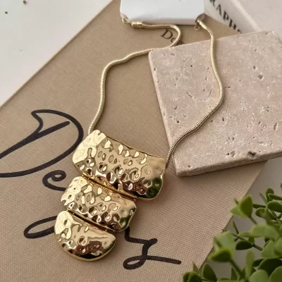 Ezme Plakalı Yılan Zincirli Büyük Kolye