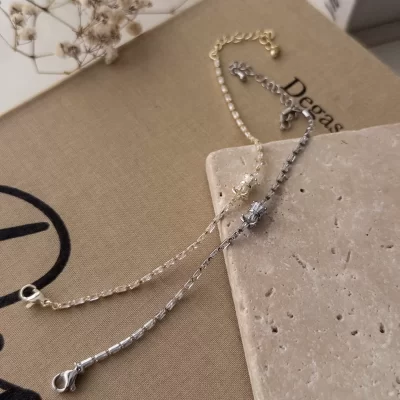 Ortası Silindir Zirkon Baget Taşlı Zarif Bileklik