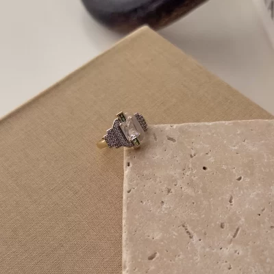 Zirkon Taş İşlemeli Beyaz Mineli Alttan Ayarlanabilir Tasarım Yüzük