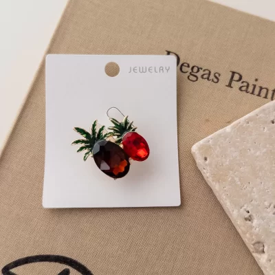 Kırmızı Taşlı Ananas Broş