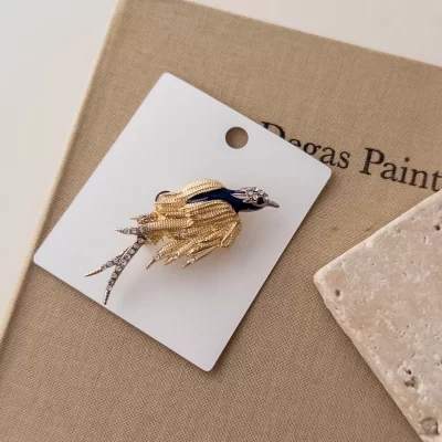 Taş Detaylı Kuş Broş