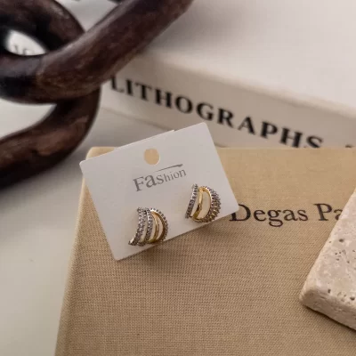 Çift Renk Zirkon Taşlı Minimal Tek Delikte Çoklu Duran Tasarım Küpe