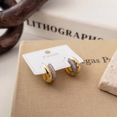 Çift Renk Zirkon Taşlı Tek Delikte İkili Duran Tasarım Küçük Halka Küpe