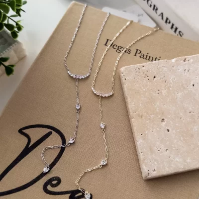 Ezme Zirkon Taş Detaylı Kanat Figürlü Zincir Y Kolye