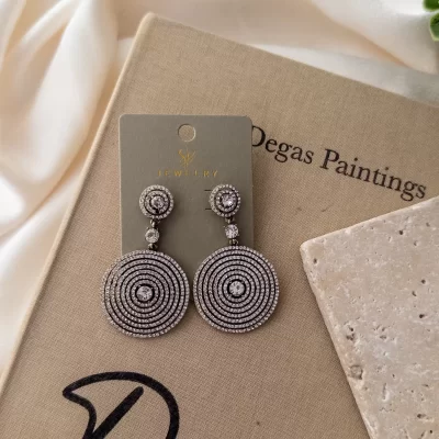 Gömme Zirkon Taşlı Eskitme Tasarım Sallantılı Küpe