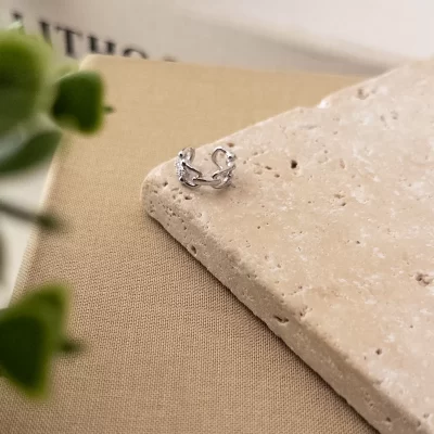 Minimal Zirkon Taş Detaylı Tiffany Earcuff Küpe