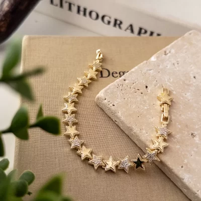 Özel Seri Lazer Kesim İşlemeli Zirkon Taşlı Tasarım Büyük Yıldız Bileklik