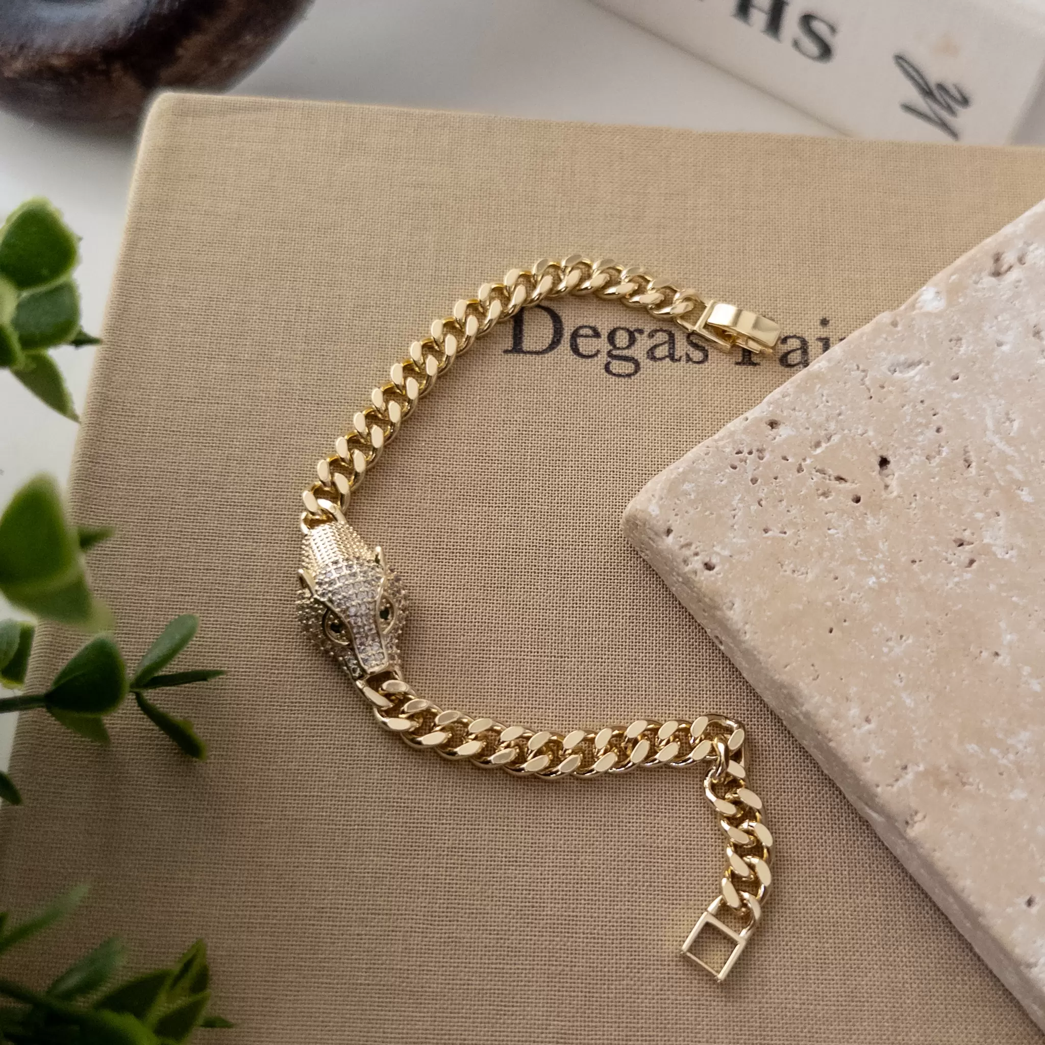 Özel Seri Ortası Gömme Zirkon Taşlı Puma Figürlü Zincir Bileklik