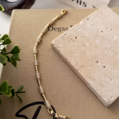 Özel Seri Zirkon Taşlı Yarım Silindir Plaka Tasarım Bileklik