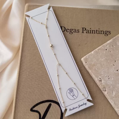 Top Detaylı İnce Zincir Zarif Şahmeran