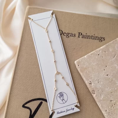 Top Zincirli Taş Detaylı Şık Şahmeran