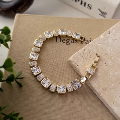 Xp Özel Seri İri Kare Taşlı Full Zirkon Taş İşlemeli Tasarım Büyük Bileklik