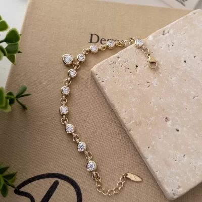 Xp Özel Seri Kalp Sallantılı Zirkon Taşlı Tarz Bileklik