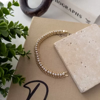 Xp Özel Seri Ortası Zirkon Taşlı Kenarları Topçuklu Yüksek Tasarım Bileklik