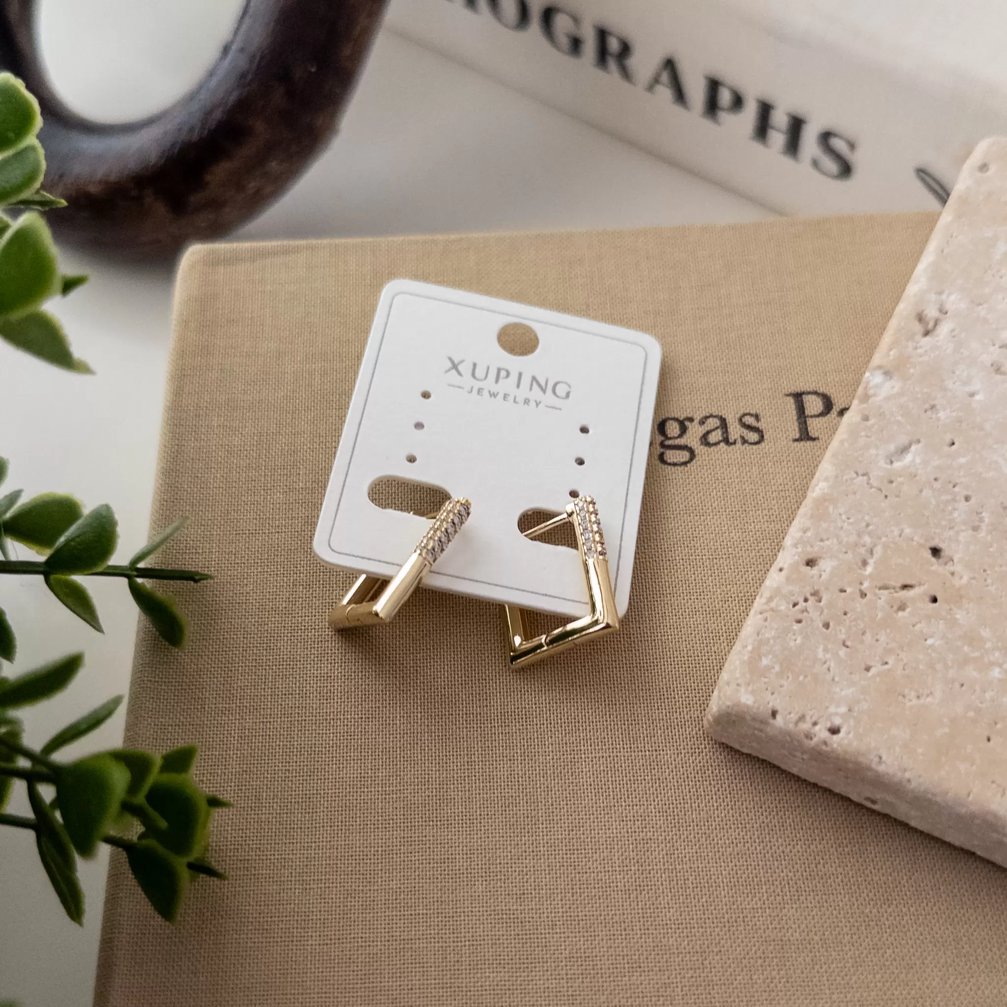 Xp Özel Seri Zirkon Taş Detaylı Dikdörtgen Plaka Küpe