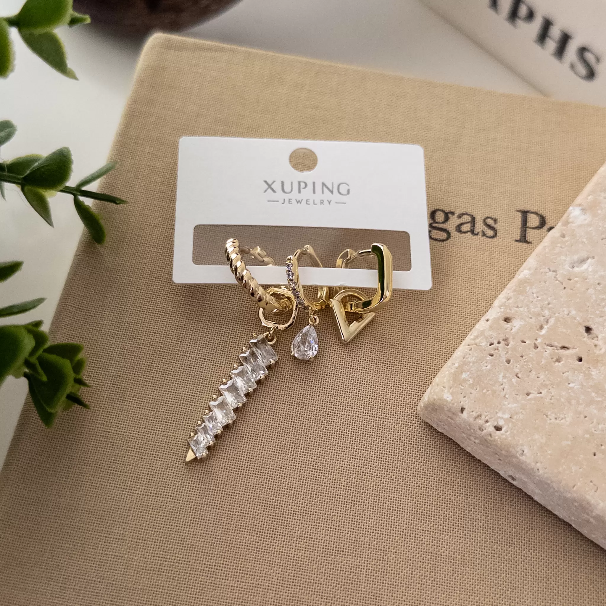 Xp Zirkon Taşlı Sallantılı Tasarım Üçlü Kombin Set Küpe