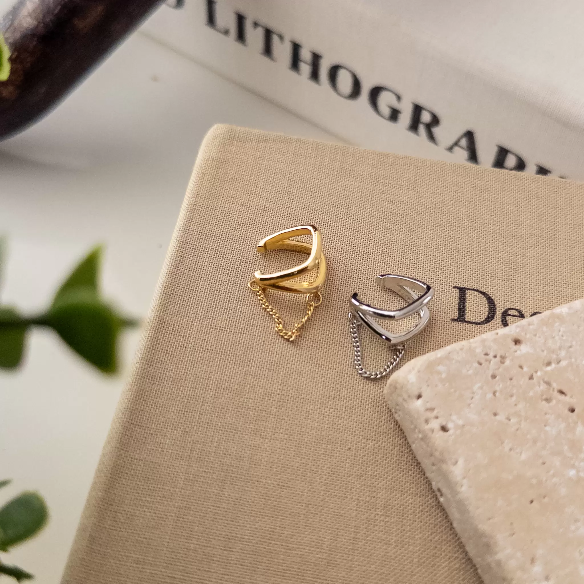 Zincir Sallantılı İkili Plaka Earcuff Küpe