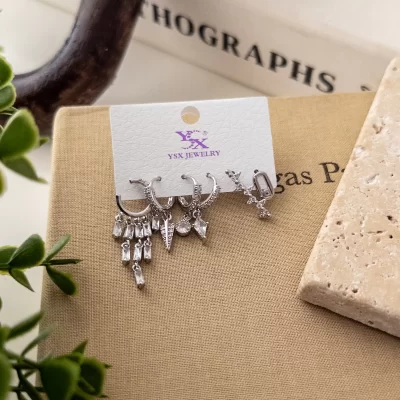 Zirkon Baget Taş Detaylı Sallantılı Gümüş Renk Altılı Kombin Set Küpe