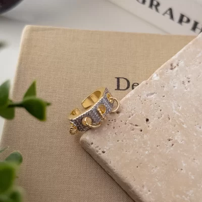 Zirkon Taş İşlemeli Çift Renk Alttan Ayarlanabilir Halka Sallantılı Tasarım Yüzük