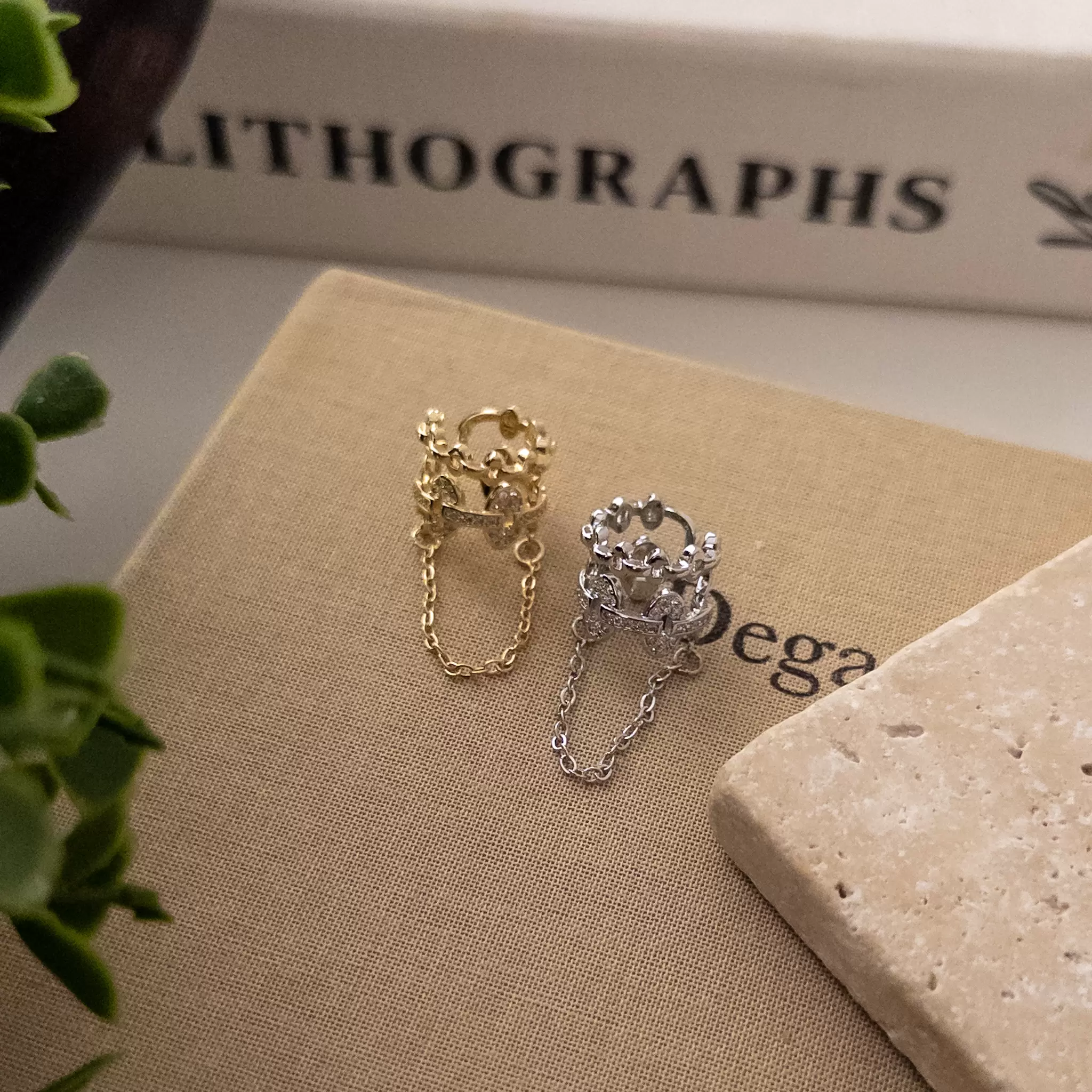 Zirkon Taş İşlemeli İkili Kombin Zincir Sallantılı Tasarım Earcuff Küpe