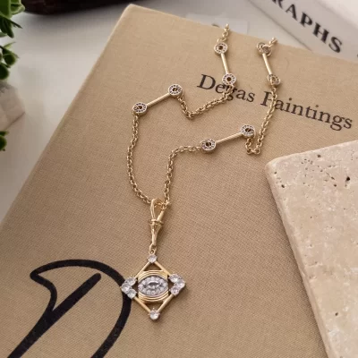 Zirkon Taş İşlemeli Uzun Tasarım Kolye