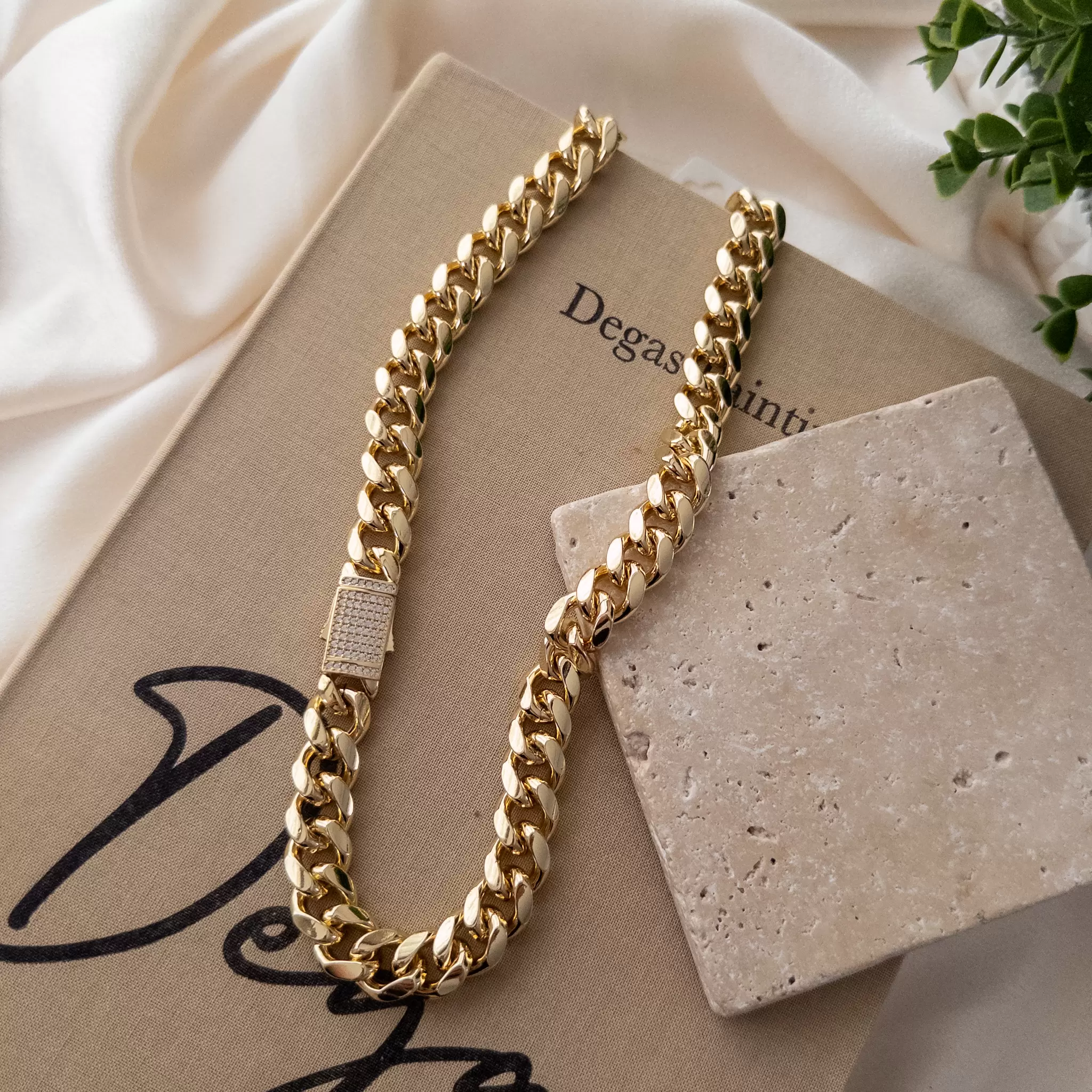 Zirkon Taş Kilitli Kalın Gurmet Zincir Kolye