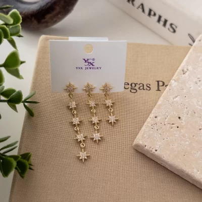 Zirkon Taşlı Kutup Yıldızı Sallantılı Tasarım Üçlü Kombin Set Küpe