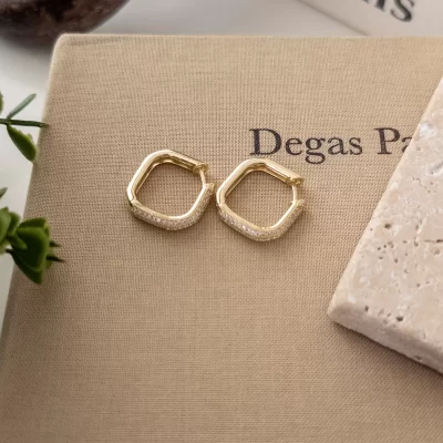 Zirkon Taşlı Orta Boy Beşgen Küpe