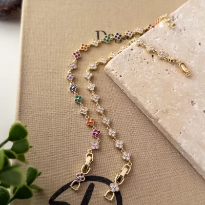 Zirkon Taşlı Zarif Yonca Bileklik